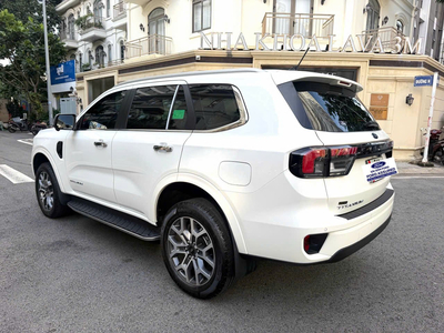 Everest 2 Cầu Xuất Hóa Đơn xe 2025 - 4.900km