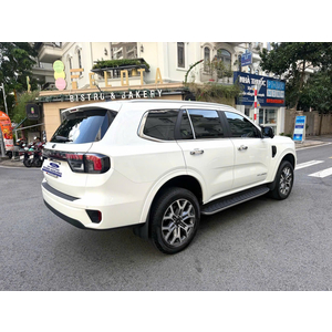 Everest 2 Cầu Xuất Hóa Đơn xe 2025 - 4.900km