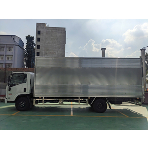 Isuzu 3.5 Tấn – NPM350 Thùng Kìn Dài 6m2