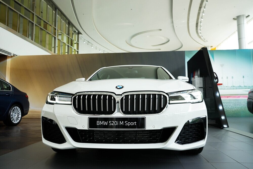 Bán xe BMW 520i 2020 cũ giá ưu đãi hiện nay 32023