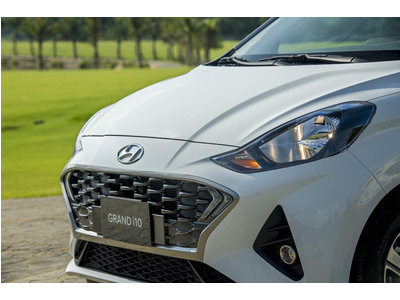 Hyundai Grand i10 Sedan 1.2 AT Đủ