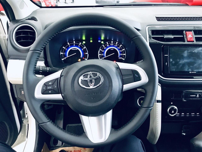 Toyota Rush S 1.5AT
