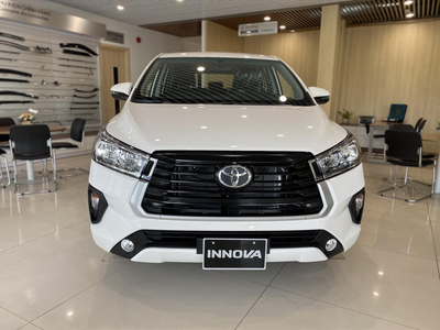 Toyota Innova G 2.0AT