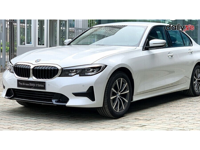 BMW 320i Sport Line