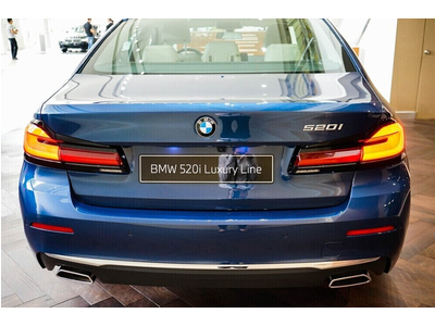 BMW 520i Luxury