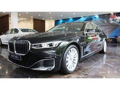 BMW 740Li Pure Excellence 2019