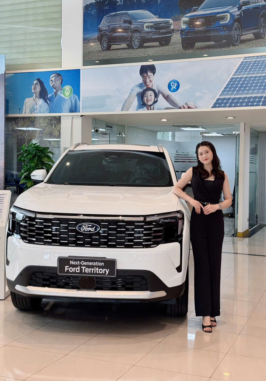 Hình ảnh khách hàng Ford Long Biên