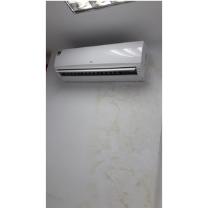 Máy lạnh treo tường LG V13ENS Inverter