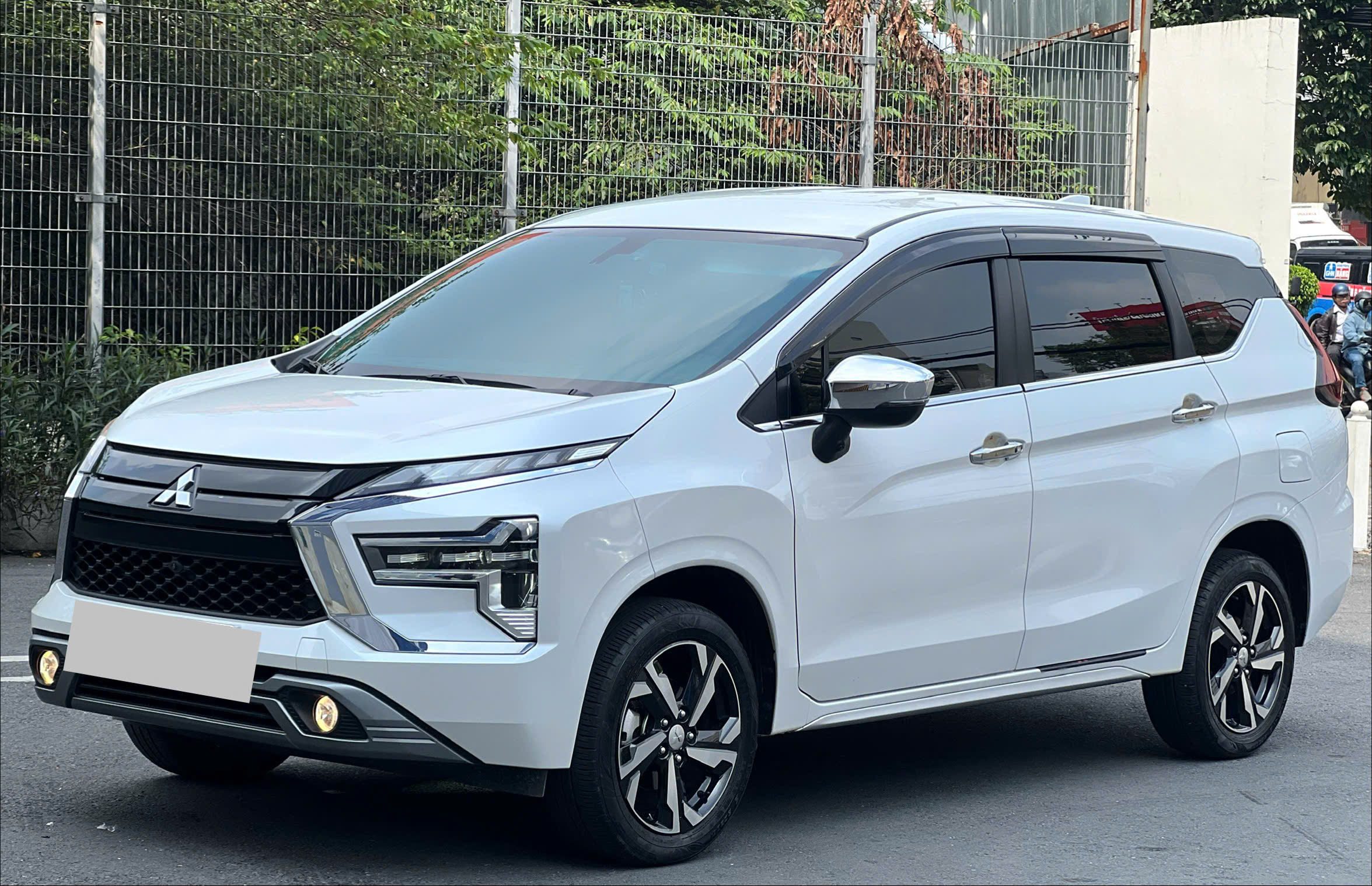 Mitsubishi Xpander 2023 Trắng | Odo 25.882 km | Biển 51L | Full Phụ Kiện | Giá 580 Triệu