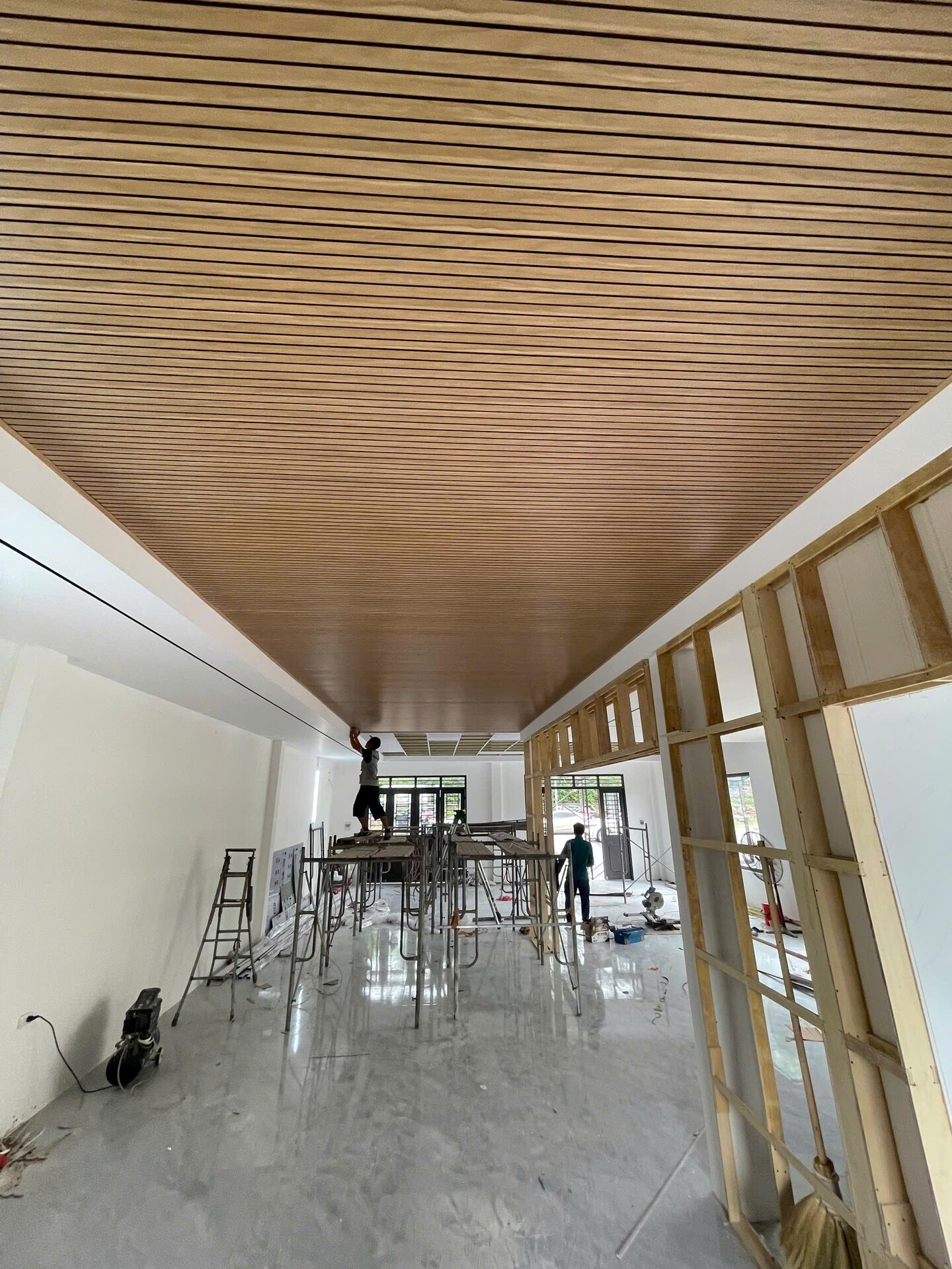 Tấm ốp nano lam 10 sóng EW STAR