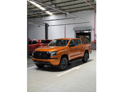 All-New Mitsubishi Triton 4WD AT Premium