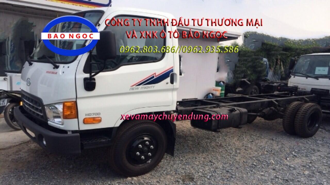 Xe chở rác thùng rời hyundai hd700 