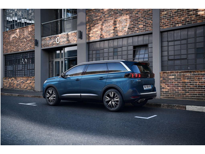 New Peugeot 5008 GT Vin 2025