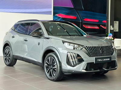 New Peugeot 2008 GT ( Logo Mới )