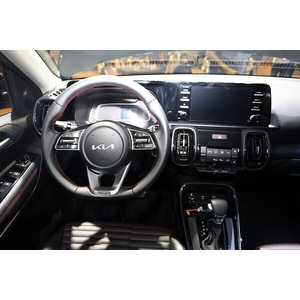 KIA Sonet AT Premium