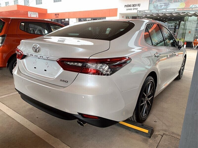 Toyota Camry 2.5Q 2023