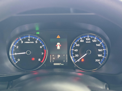 Mitsubishi Xforce GLX