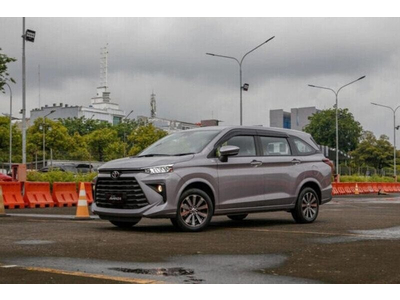 Toyota Avanza Premio CVT ( Indo )