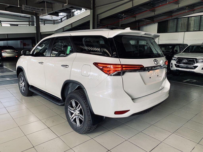 Toyota Fortuner 2.4AT Dầu 4x2