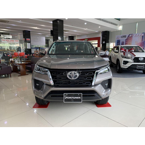 Toyota Fortuner 2.7AT Xăng 4x4