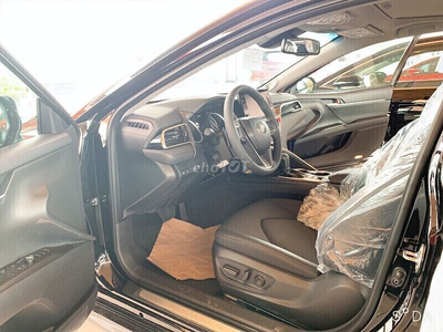 Toyota Camry 2.0Q 2022