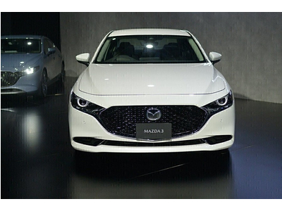 Mazda 3 1.5L Luxury