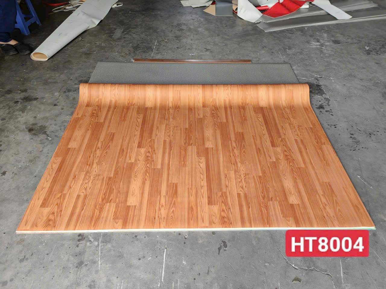 Tấm nhựa trải sàn vinyl PVC dân dụng cao cấp- MIA- HEMOGEN