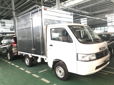 Suzuki Carry Pro mới 2023 thùng kín 705kg