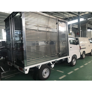 Suzuki Carry Pro mới 2023 thùng kín 705kg