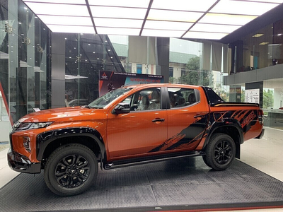 Mitsubishi Triton Athlete 4x2 AT