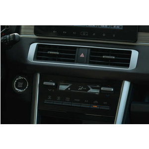 Mitsubishi Xpander AT 2025