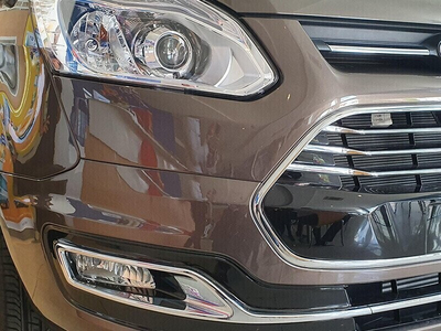 Ford Tourneo Titanium