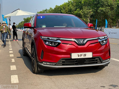VinFast VF8 Eco