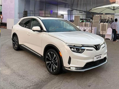 VinFast VF8 Eco