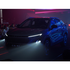 Omoda C5 Premium hybrid