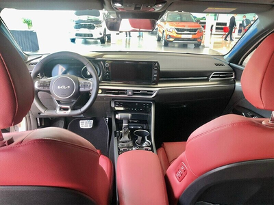 KIA K5 2.0 Luxury