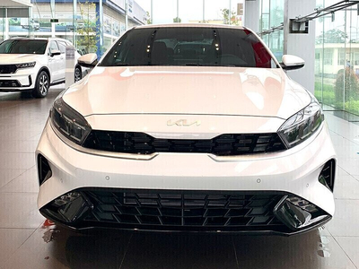 KIA K3 Deluxe (MT)