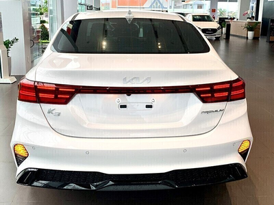 KIA K3 Deluxe (MT)