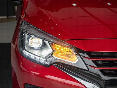 Mitsubishi Attrage CVT Premium