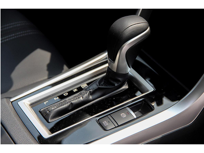 Mitsubishi Xpander AT