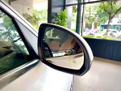 MERCEDES-BENZ C200 Avantgarde - ALL NEW 2023