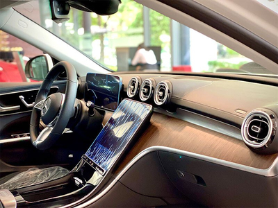 MERCEDES-BENZ C200 Avantgarde Plus - ALL NEW 2023