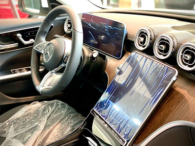 MERCEDES-BENZ C200 Avantgarde Plus - ALL NEW 2023