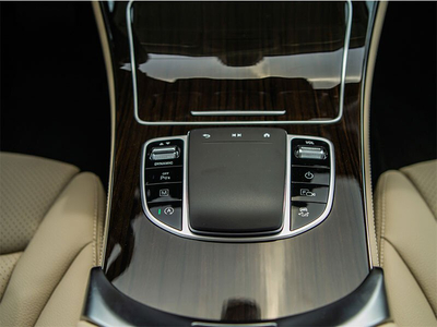 MERCEDES-BENZ GLC200 - ALL NEW 2023