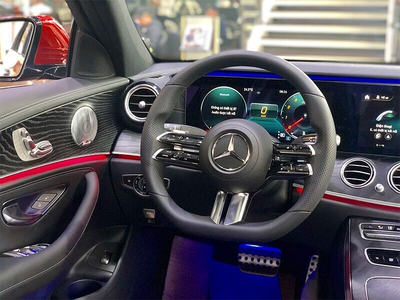 MERCEDES-BENZ E300 AMG-2023 ( FACELIFT)