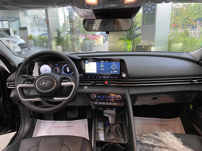 Hyundai Elantra 2.0 AT All New 2024