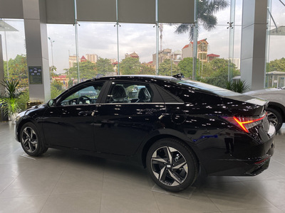 Hyundai Elantra 2.0 AT All New 2024