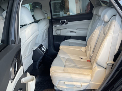 New KIA Sorento 2.5G Premium 2WD (N/L)