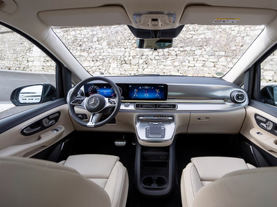 Mercedes-Benz V300 AMG