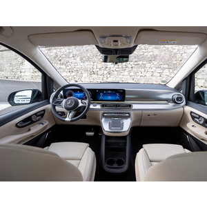 Mercedes-Benz V300 AMG